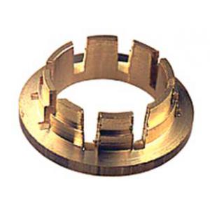 Латунный переходник для фиксации медной трубы